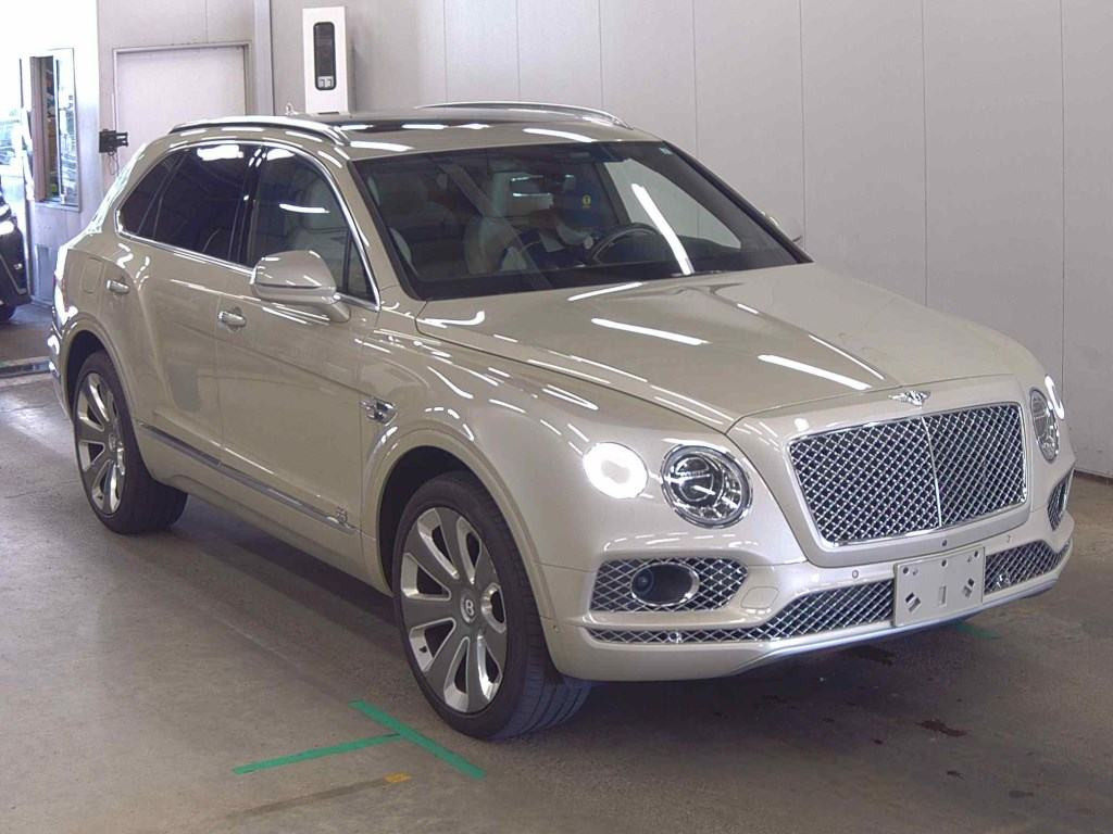 Bentley Bentayga 2019 z aukcji japońskiej
