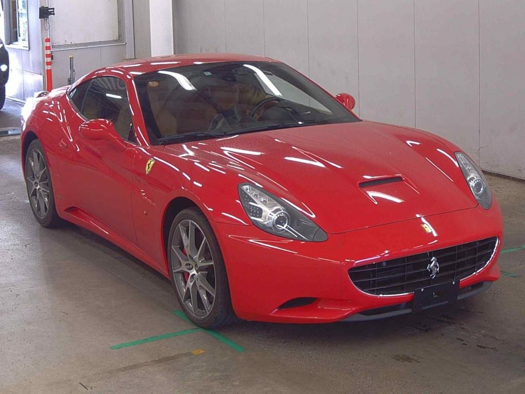 Ferrari California 30 2012 z aukcji japońskiej