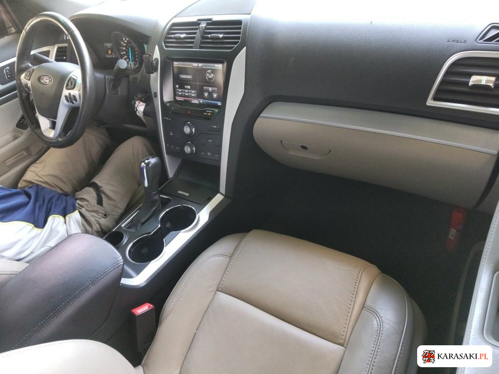 2014 Ford Explorer 5D XLT Eco Boost 5