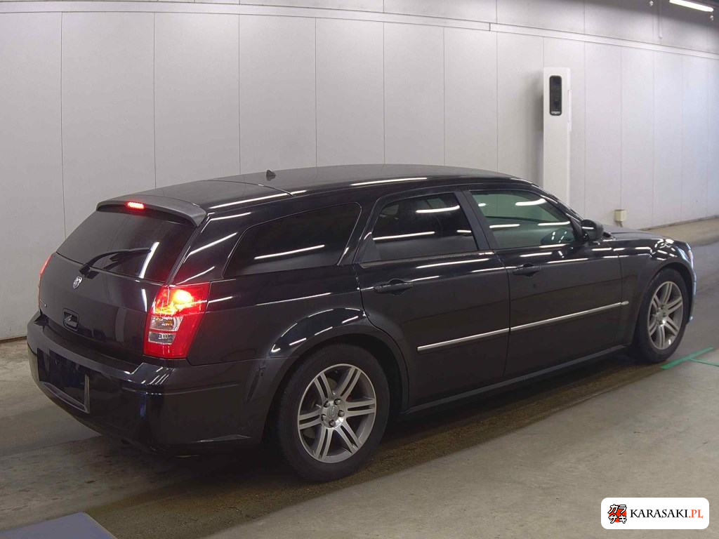 2011 Dodge Magnum Se 4
