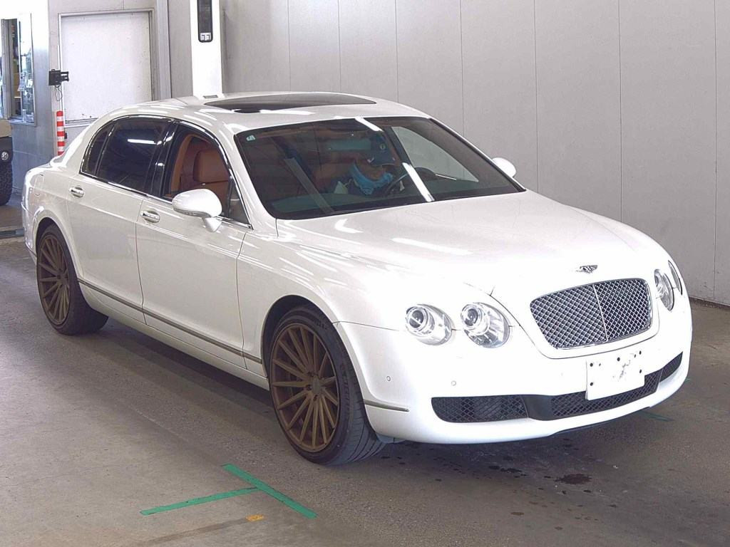 Bentley Continental 2006 z aukcji japońskiej