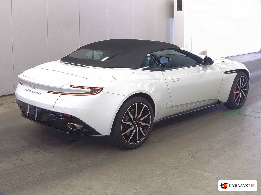 2022 Aston Martin AM521 4