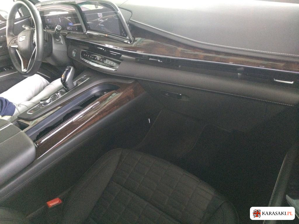 2023 Cadillac Escalade 4WD Platinum 5