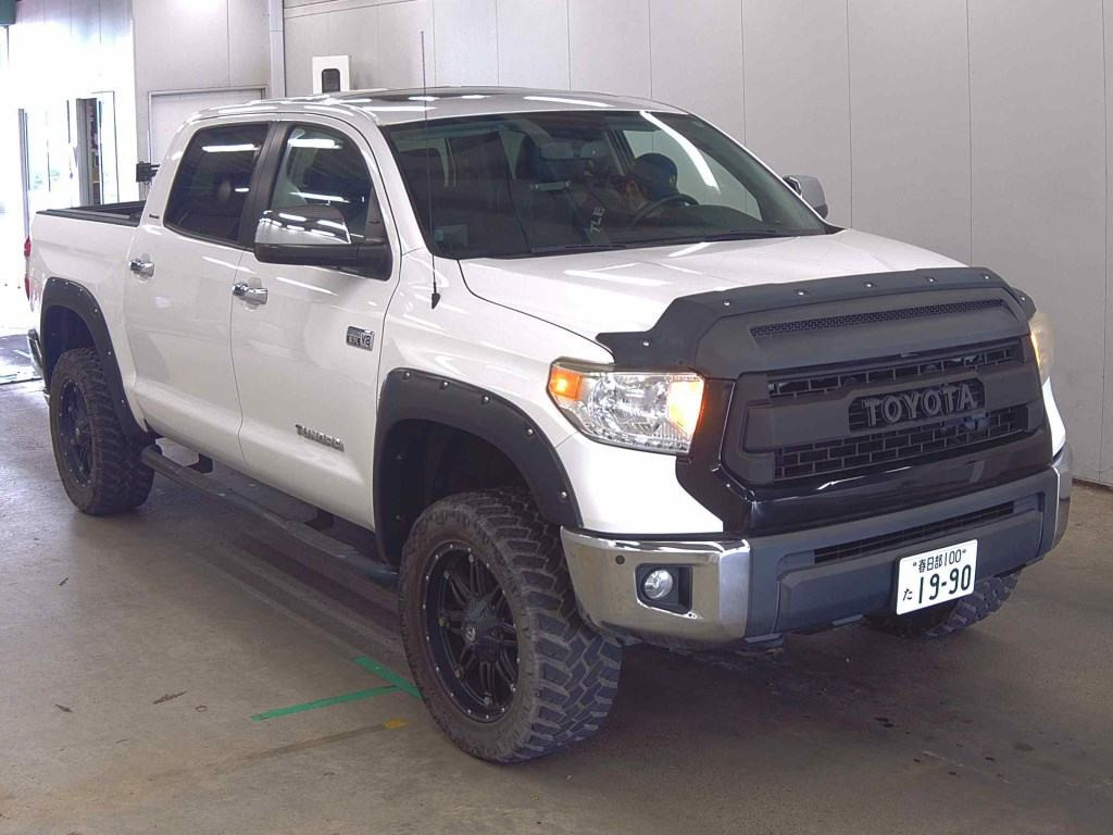 America Toyota Tundra 2017 z aukcji japońskiej
