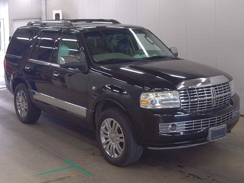 Lincoln Navigator 2013 z aukcji japońskiej