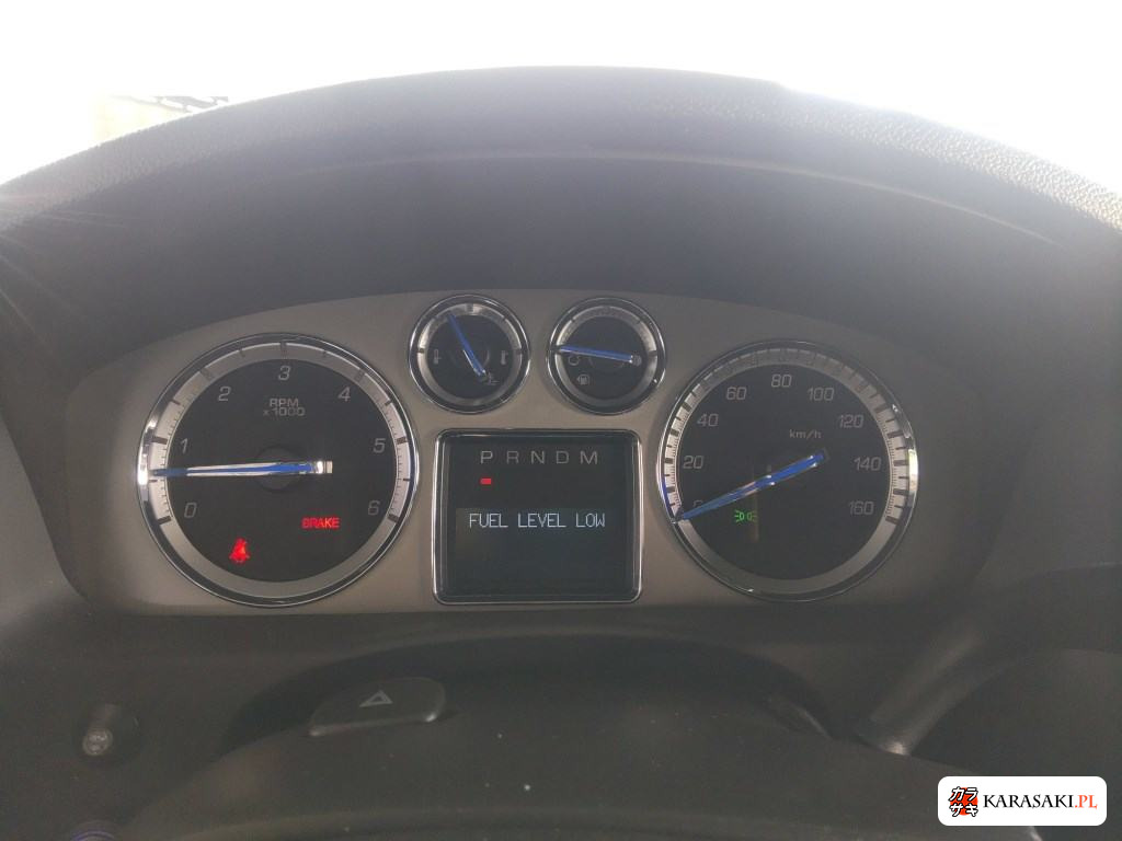 2010 Cadillac Escalade 4WD Base Grade 6