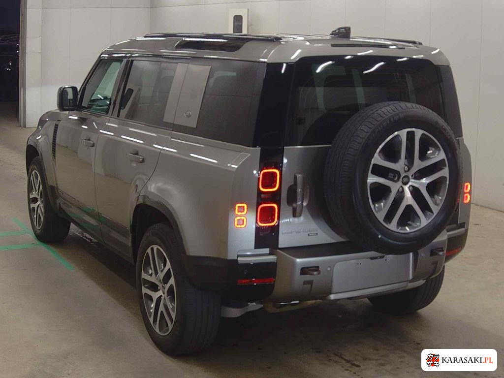 2021 Land Rover Defender 5D 4WD 110 X Dynamic Se 2
