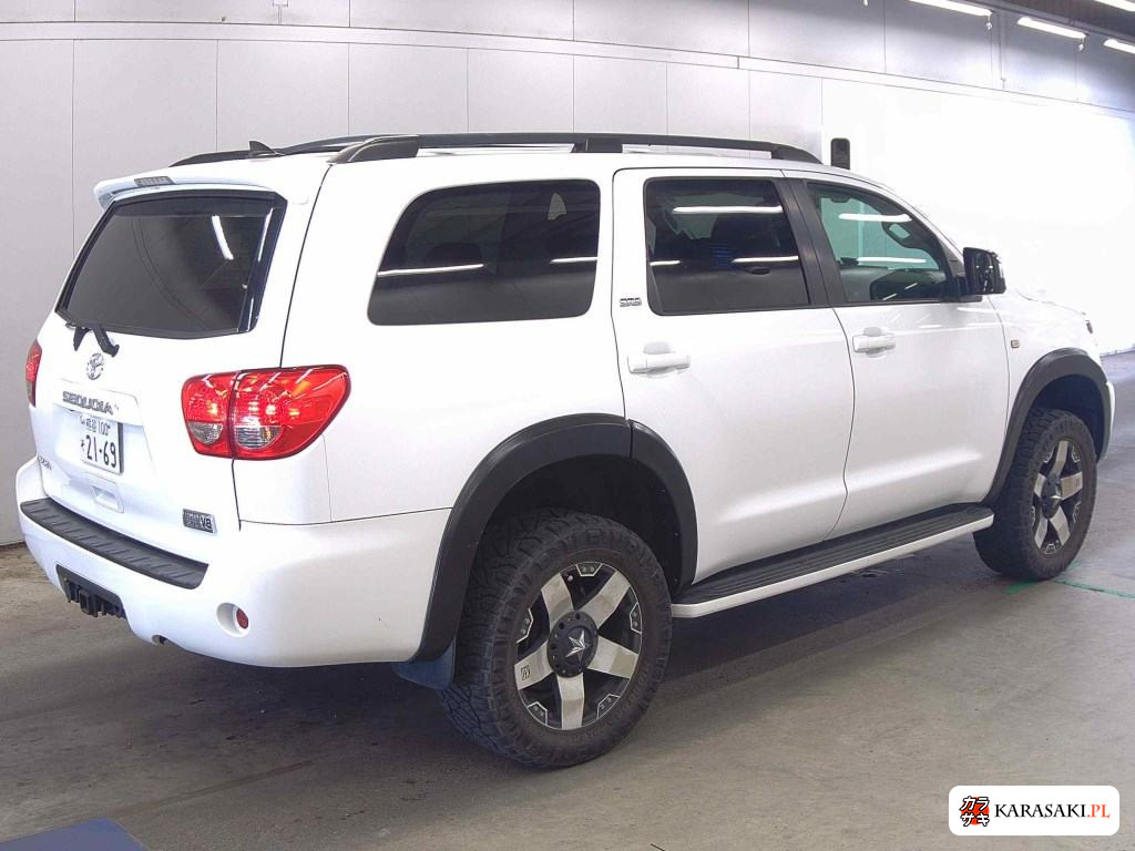 2011 America Toyota Sequoia 5D 4WD SR5 4