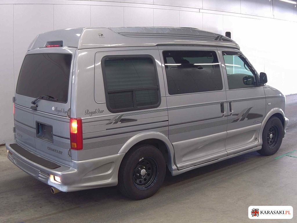 1998 Chevrolet Astro 4