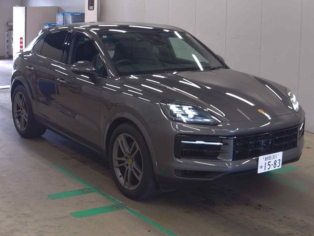 Porsche Cayenne Coupe 2024 z aukcji japońskiej