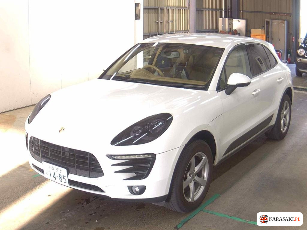 2015 Porsche Macan 4WD 3