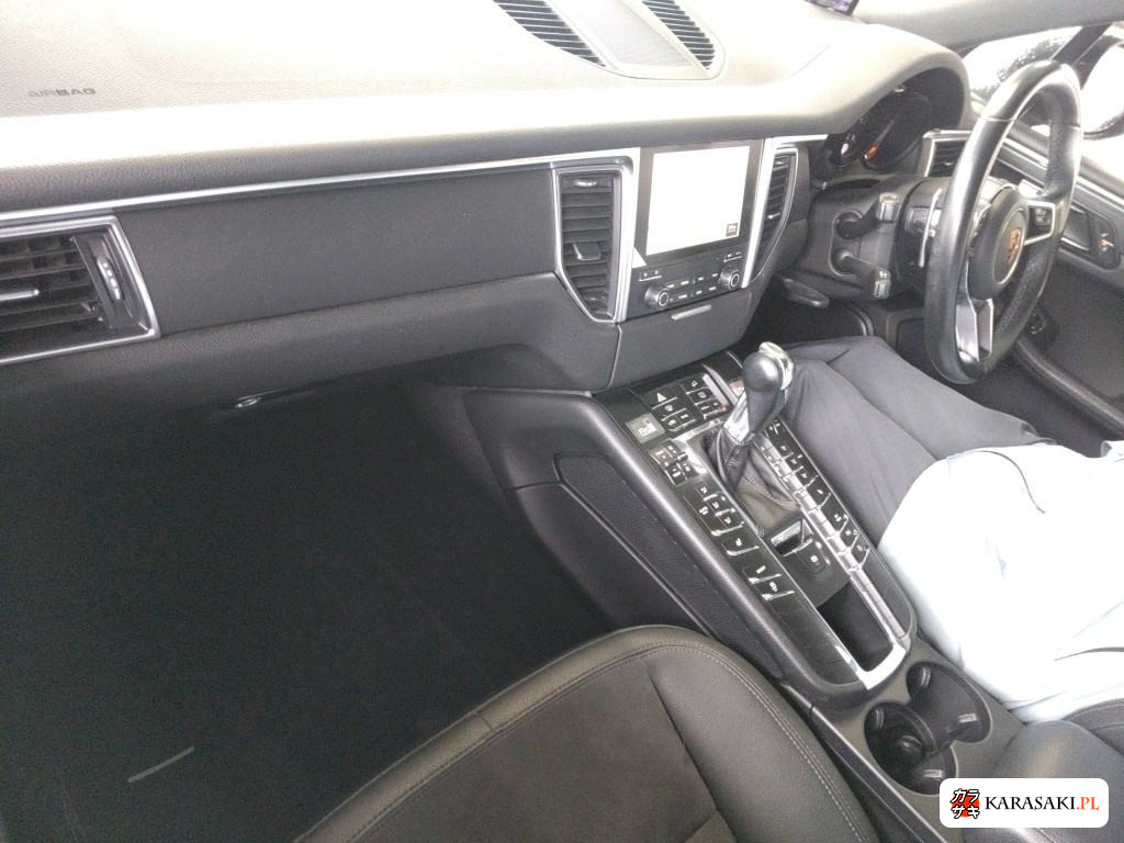 2017 Porsche Macan 4WD 5