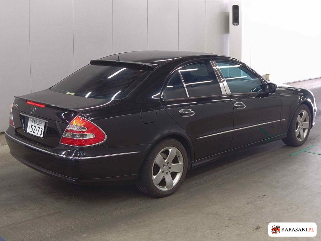 2006 Mercedes-Benz E-Class 4D 4
