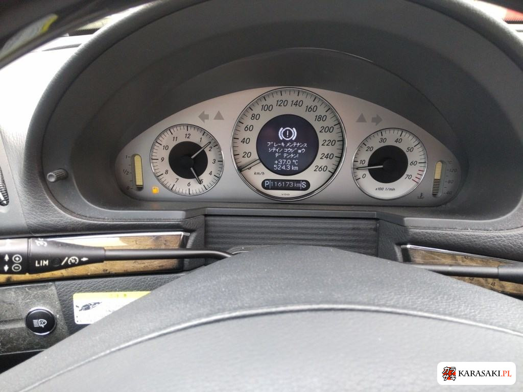 2006 Mercedes-Benz E-Class 4D 6