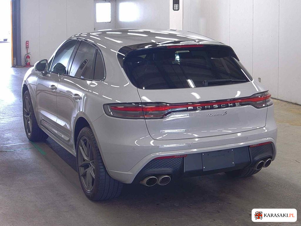 2023 Porsche Macan 4WD 2