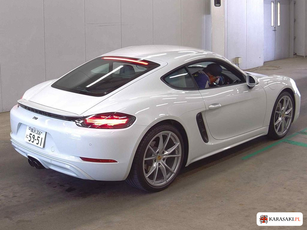 2024 Porsche 718 Cayman 4