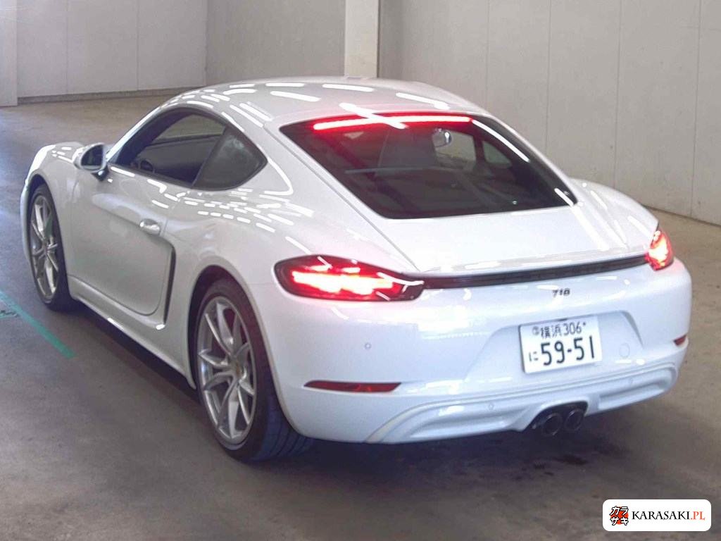2024 Porsche 718 Cayman 2