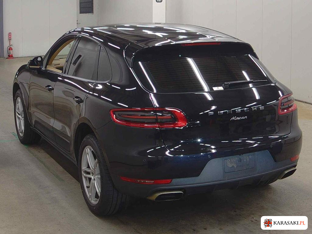2017 Porsche Macan 4WD 2