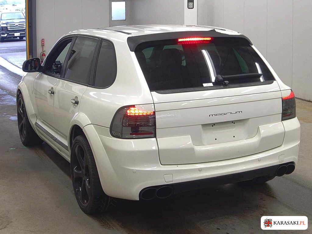 2005 Porsche Cayenne 4WD 2