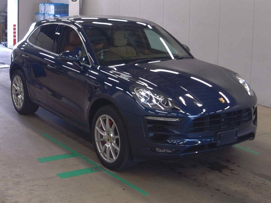 Porsche Macan 2016 z aukcji japońskiej