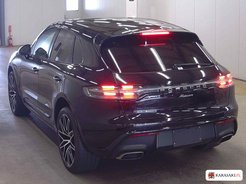2023 Porsche Macan 4WD 2