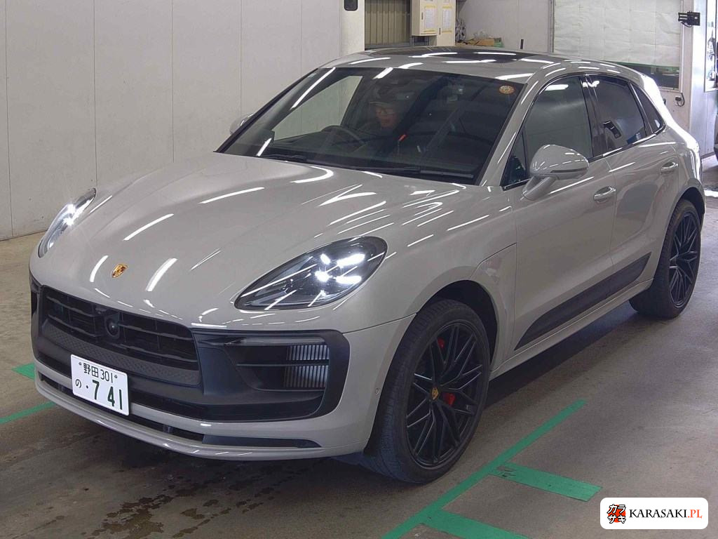 2023 Porsche Macan 4WD GTS Sport Chrono Package 3