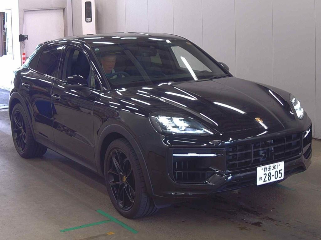 Porsche Cayenne Coupe 2023 z aukcji japońskiej