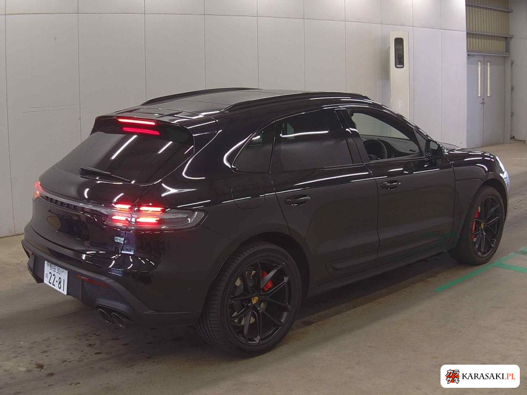 2023 Porsche Macan 4WD GTS Sport Chrono Package 4