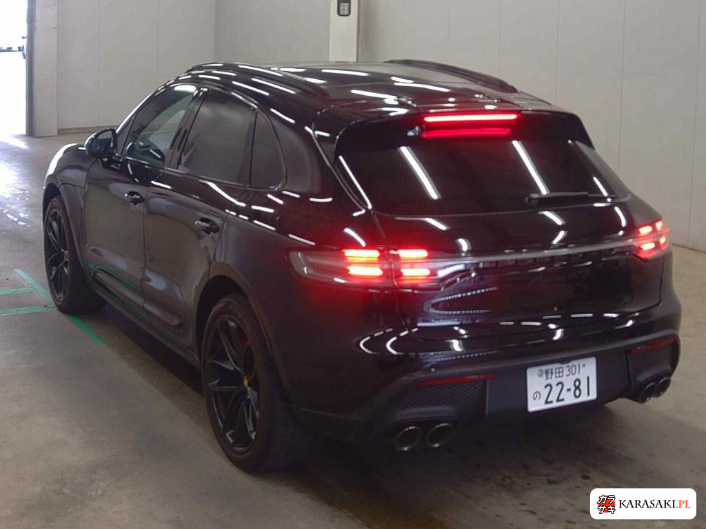 2023 Porsche Macan 4WD GTS Sport Chrono Package 2