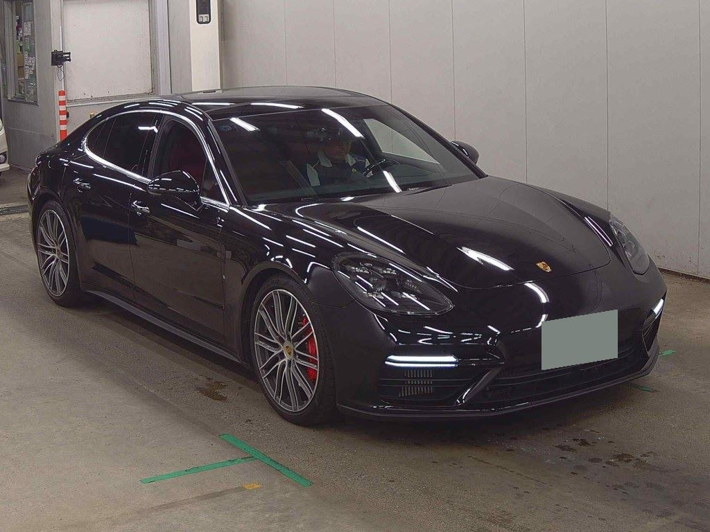 Porsche Panamera 2020 z aukcji japońskiej