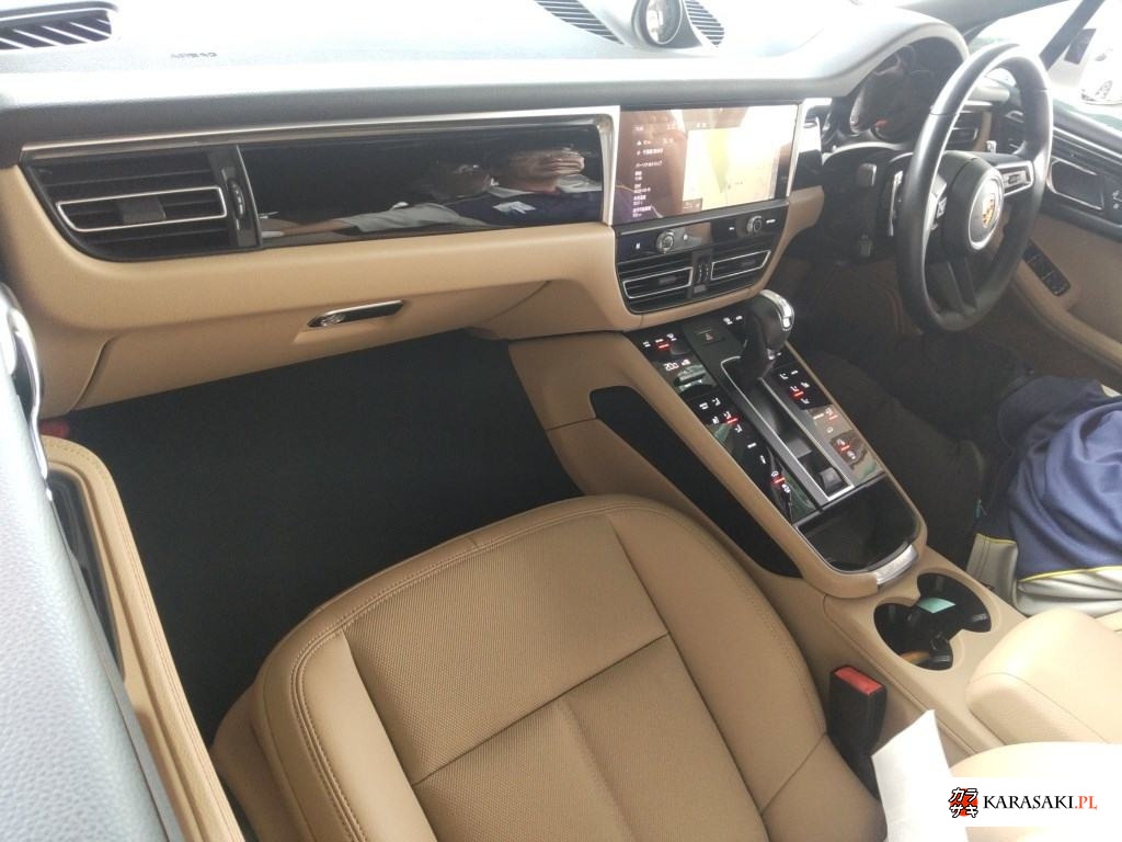 2023 Porsche Macan 4WD S 5