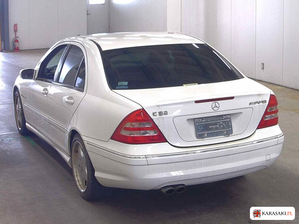 2003 Mercedes-Benz C-Class 4D C32 AMG 2
