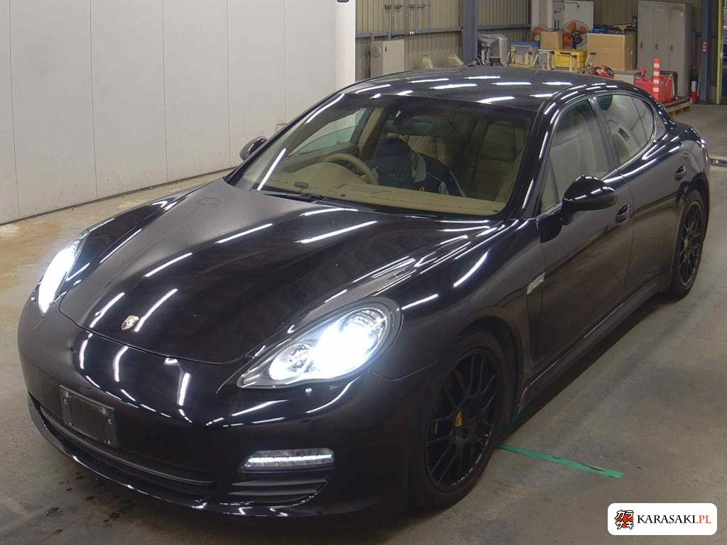 2013 Porsche Panamera 5D 3