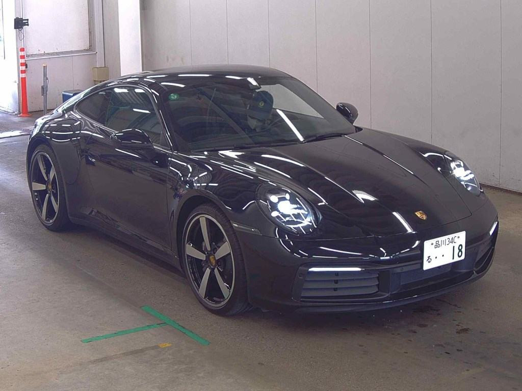 Porsche 911 2021 z aukcji japońskiej