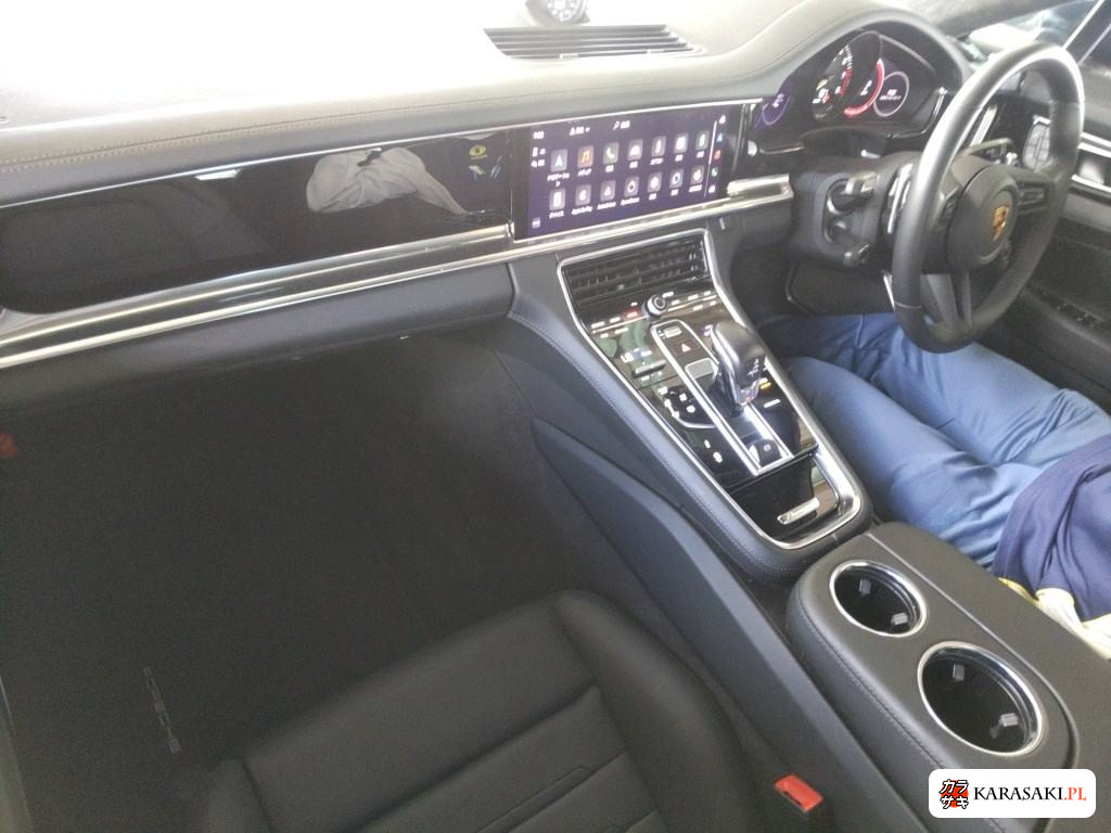 2022 Porsche Panamera 5D 4WD 4 E-Hybrid 5