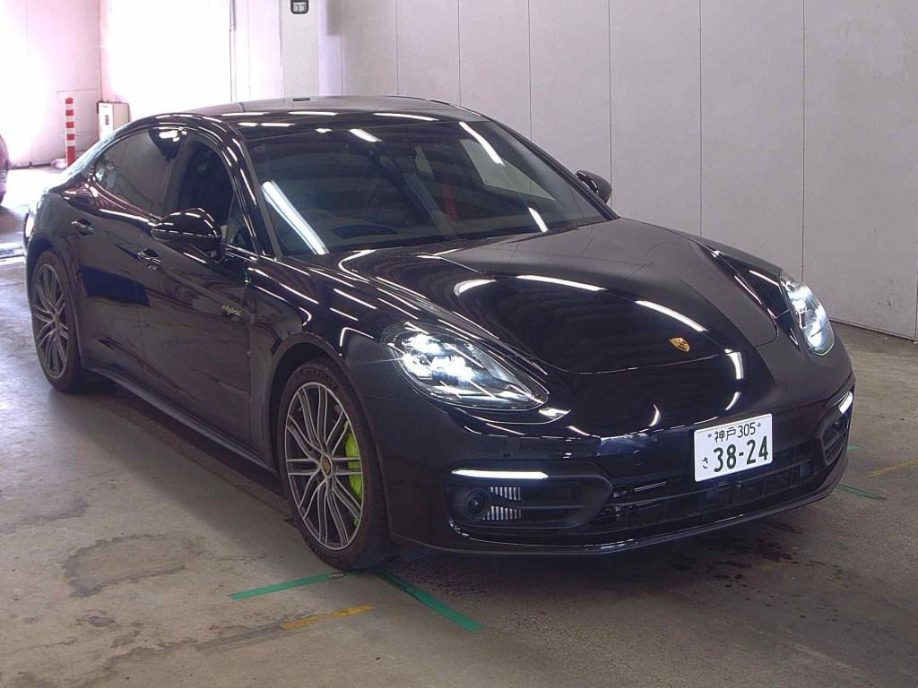 Porsche Panamera 2022 z aukcji japońskiej