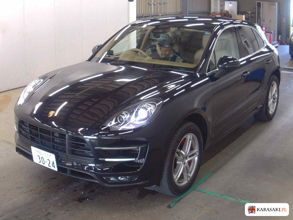 2016 Porsche Macan 4WD Turbo 3