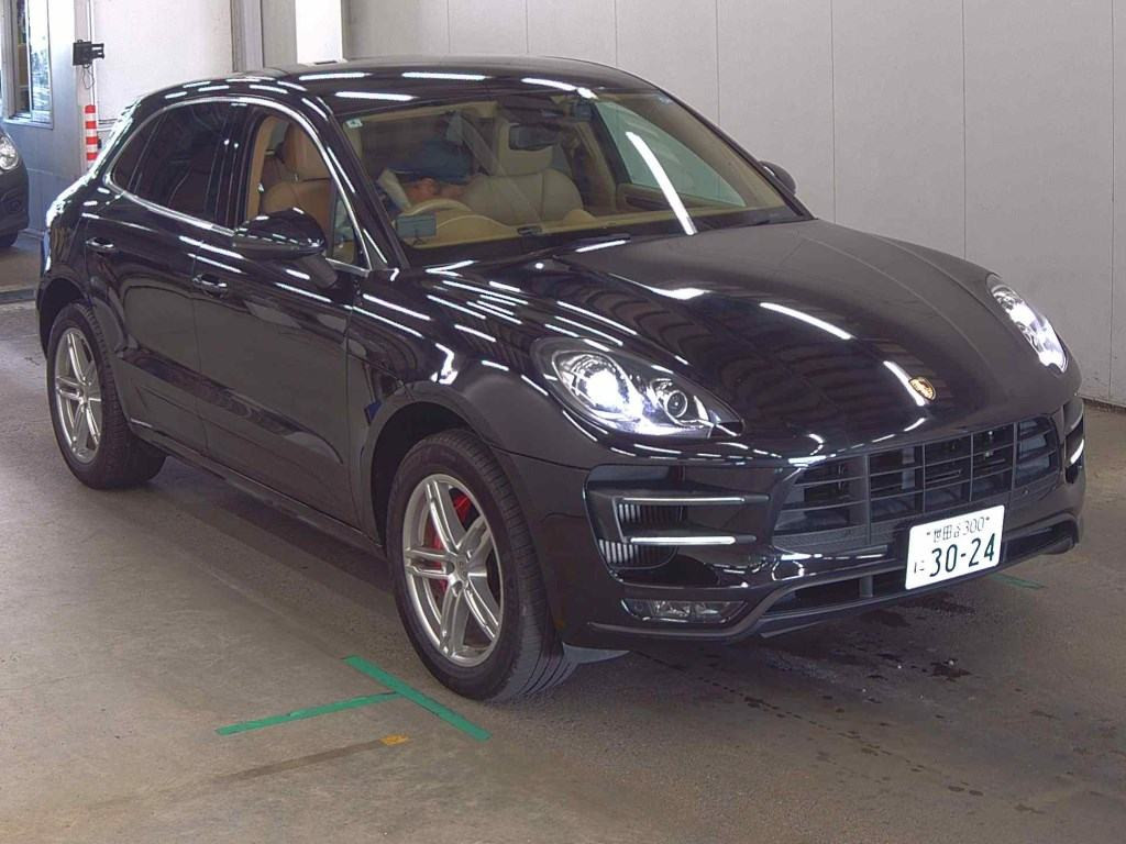 Porsche Macan 2016 z aukcji japońskiej