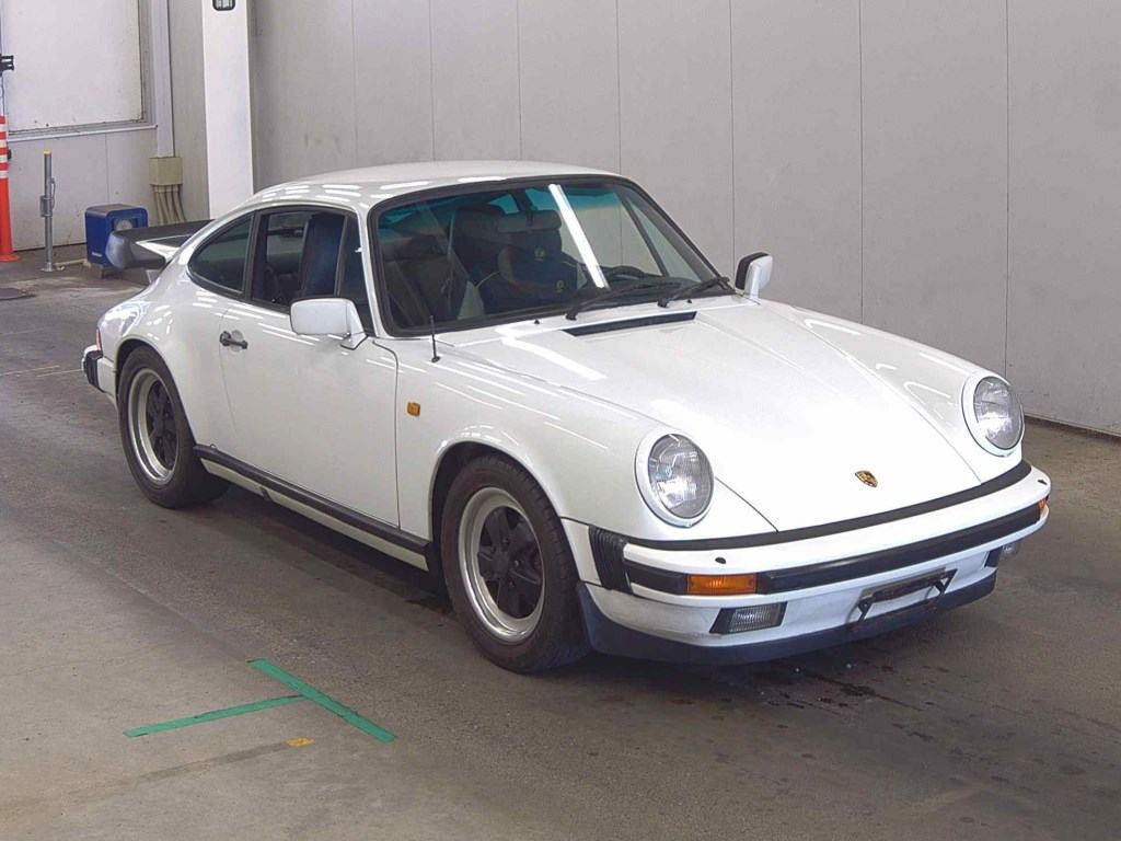 Porsche 911 1983 z aukcji japońskiej