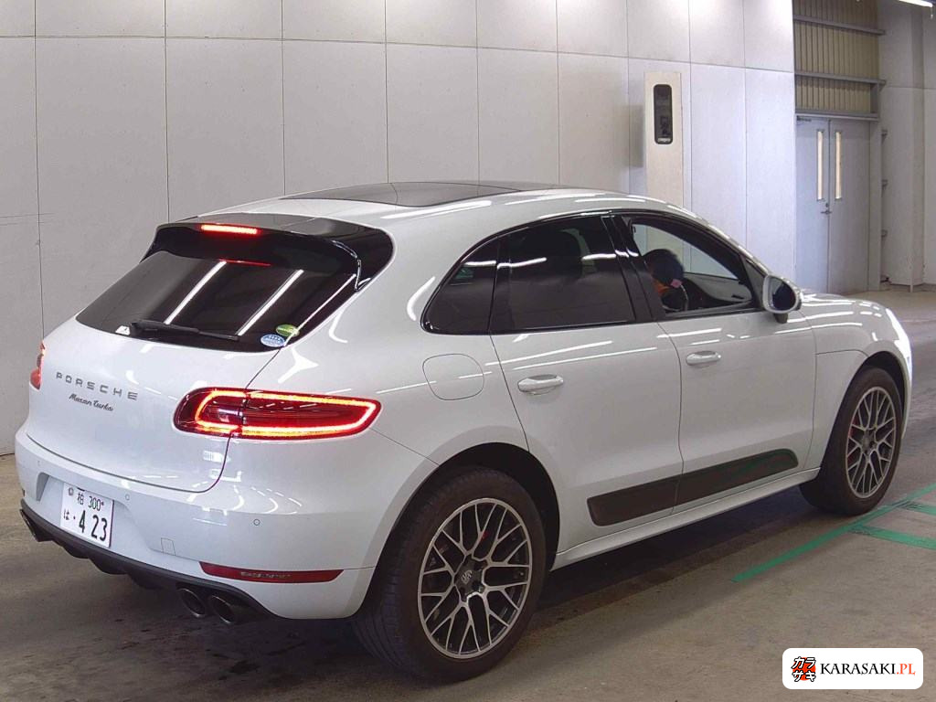 2016 Porsche Macan 4WD Turbo 4