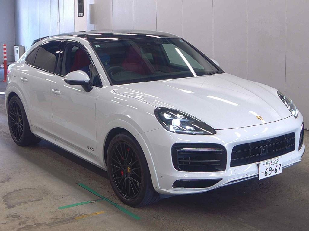 Porsche Cayenne Coupe 2022 z aukcji japońskiej