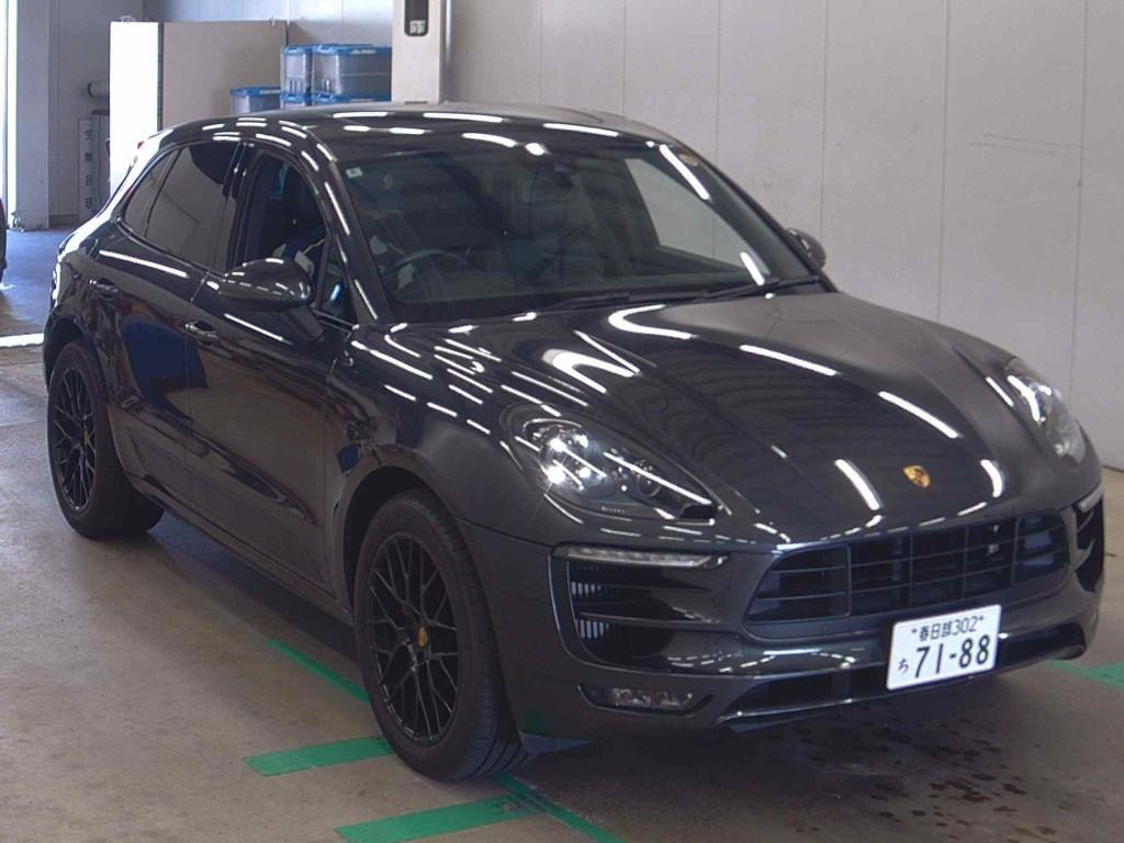 Porsche Macan 2018 z aukcji japońskiej