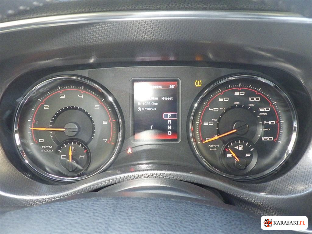 2012 Dodge Charger 4D R/T 6