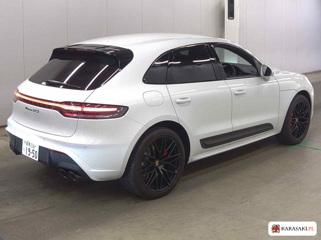 2023 Porsche Macan 4WD GTS Sport Chrono Package 4