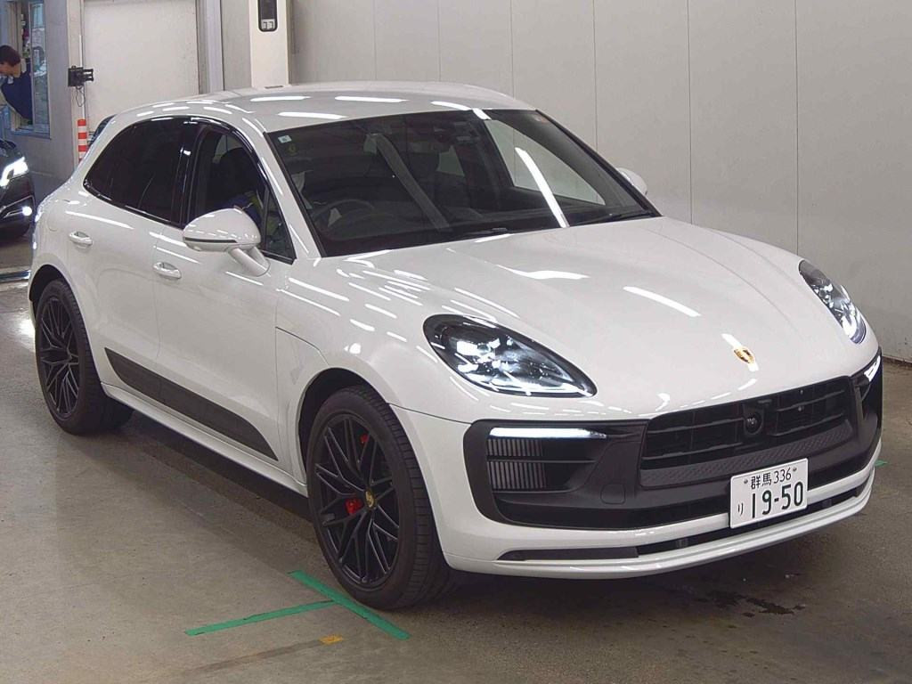 Porsche Macan 2023 z aukcji japońskiej