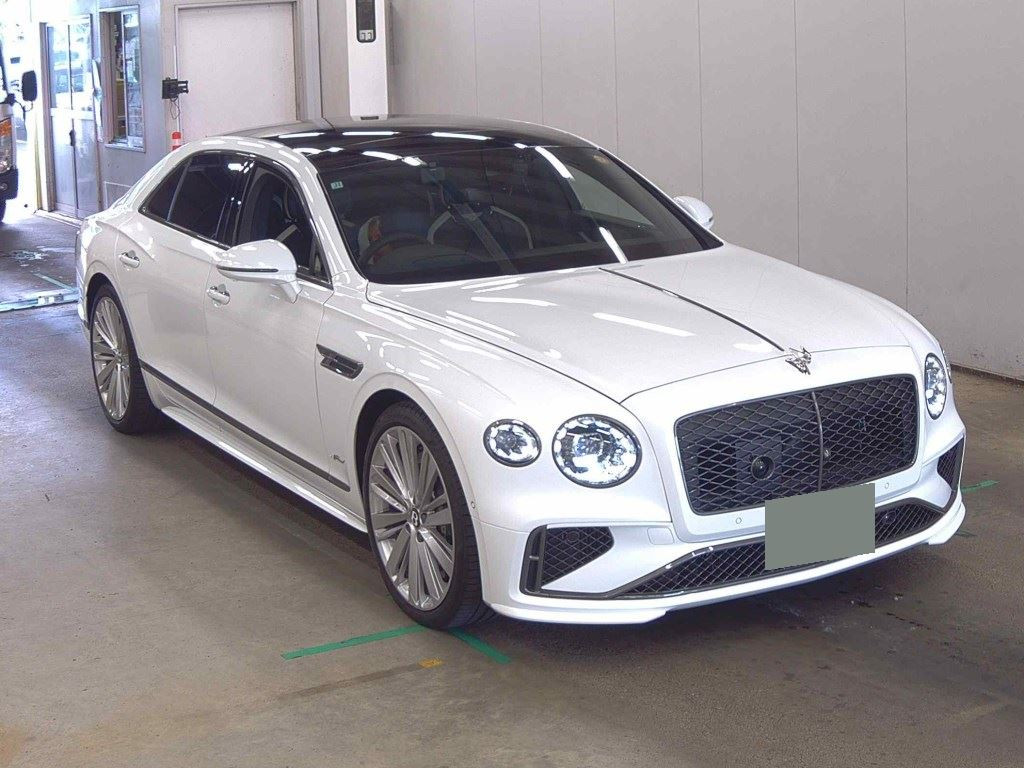 Bentley Flying Spur 2025 z aukcji japońskiej