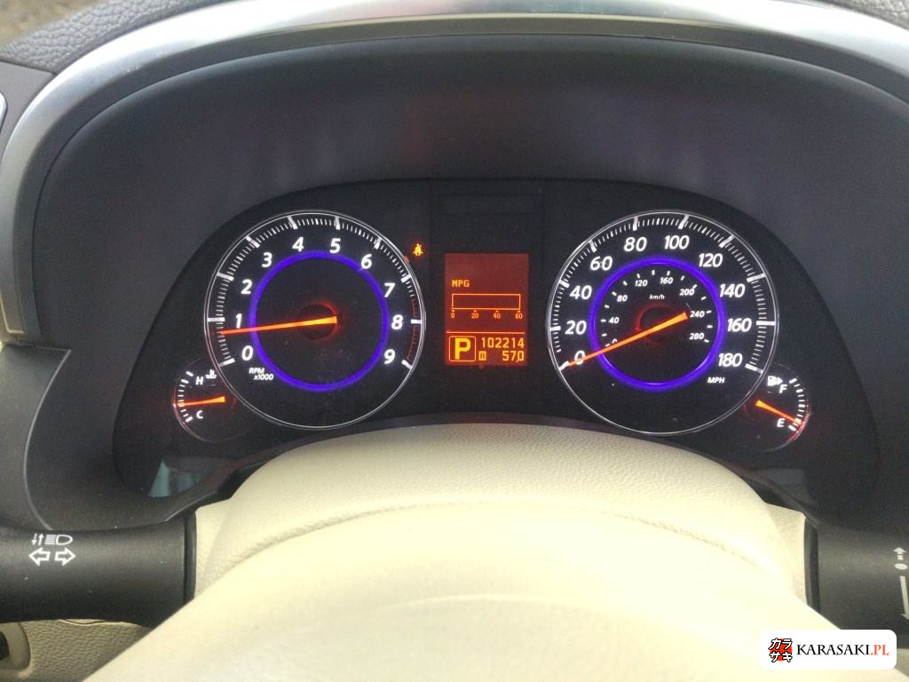 2010 Infiniti FX35 Base Grade 6