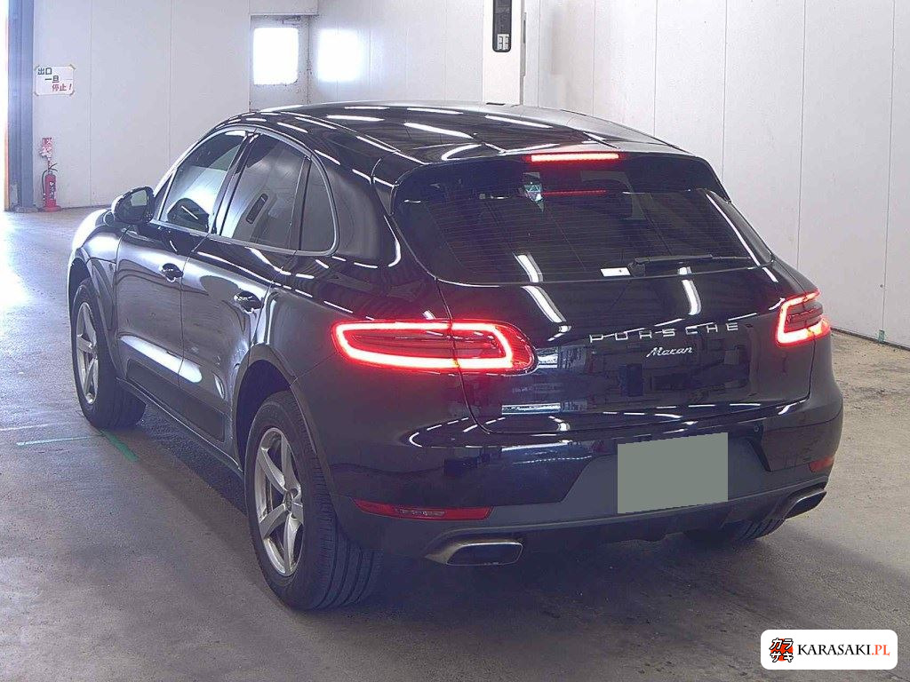 2018 Porsche Macan 4WD 2
