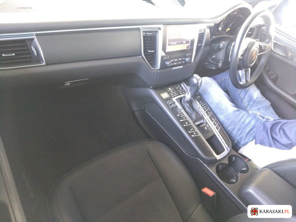 2018 Porsche Macan 4WD 5