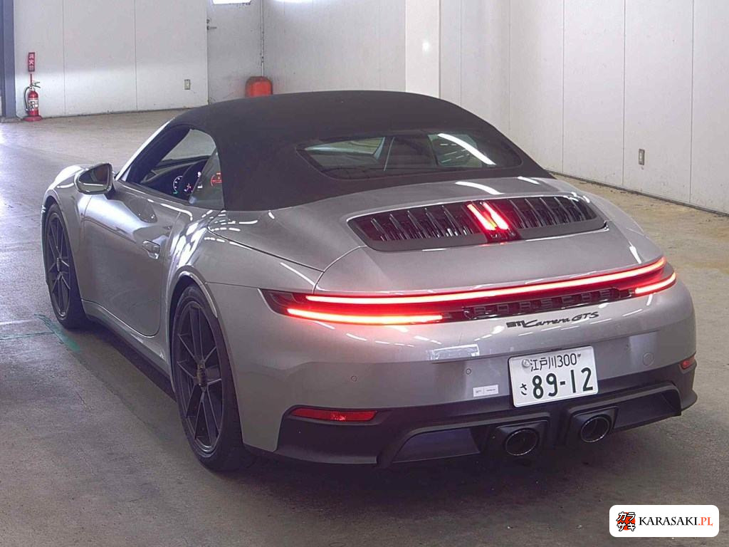 2026 Porsche 911 Op Carrera GTS Cabriolet 2
